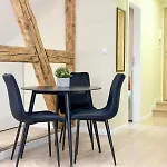 Na Debowej Apartment *