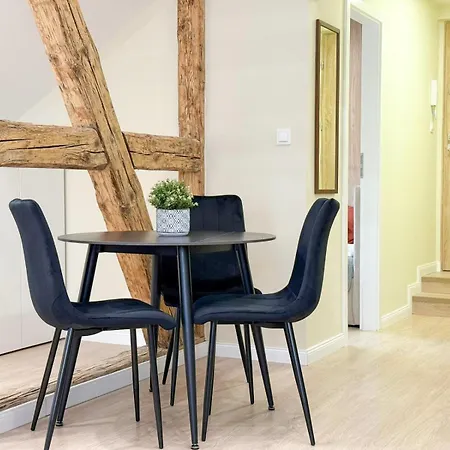 Na Debowej Apartment *